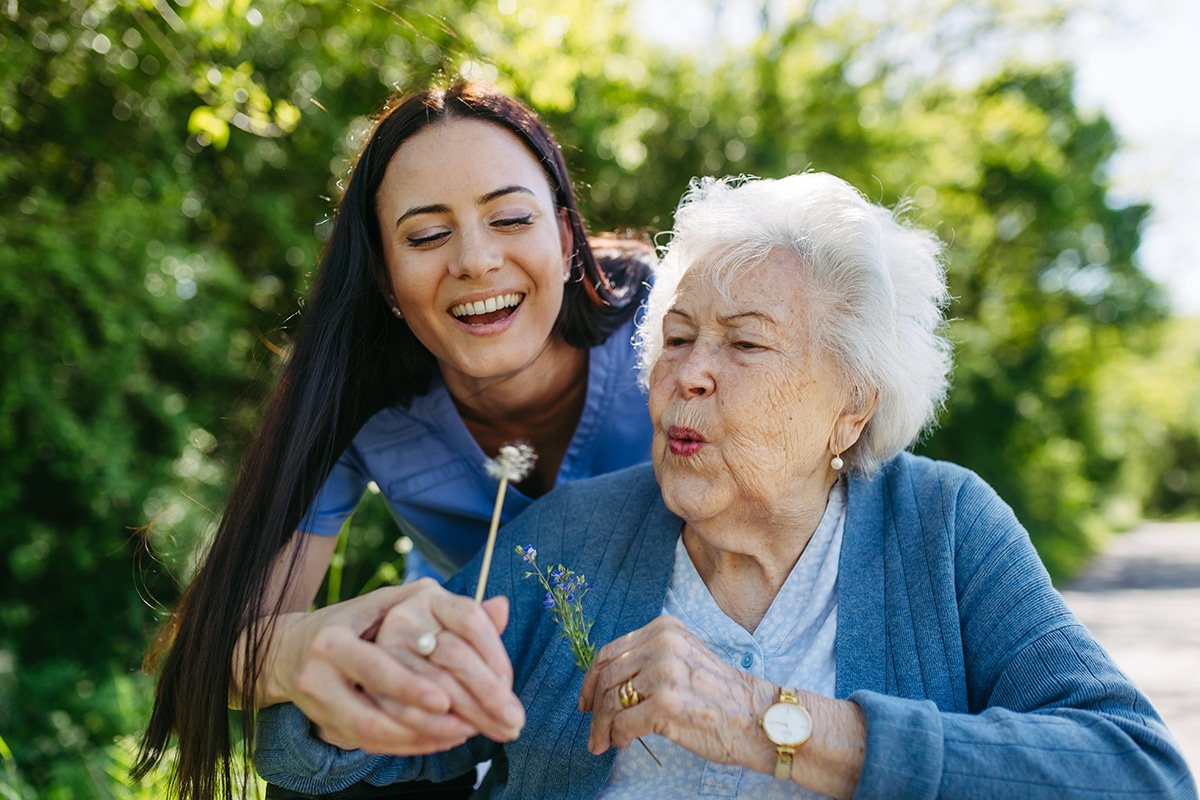 Making the Most of Visits with a Loved One in Post-Acute Care
