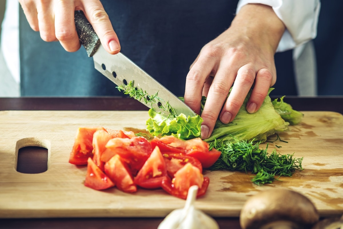 Staying Active and Healthy: A Holistic Approach to Senior Wellness in Care Homes